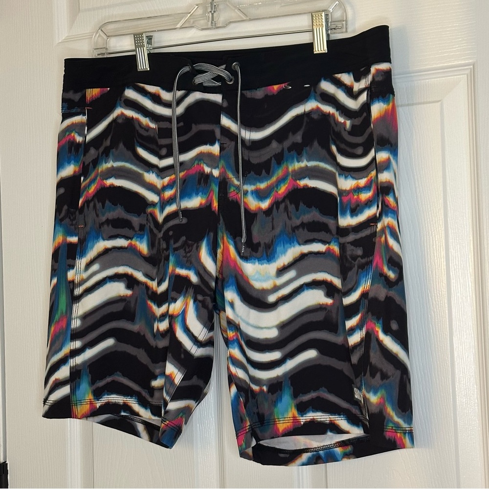 Betawave 2N1 9” Board Shorts with Liner